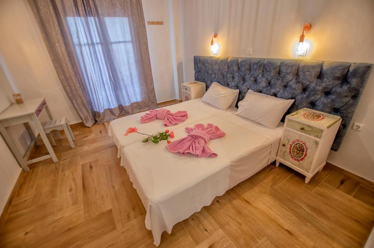 Kapetanios Luxury Aparthotel Agios Georgios  Exteriör bild